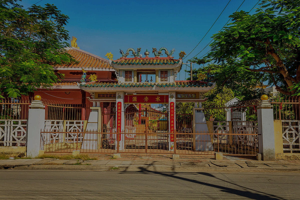 Van Thuy Tu Temple